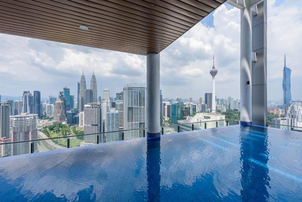 Cl24b 2-3pax Klcc Apartment Kuala Lumpur