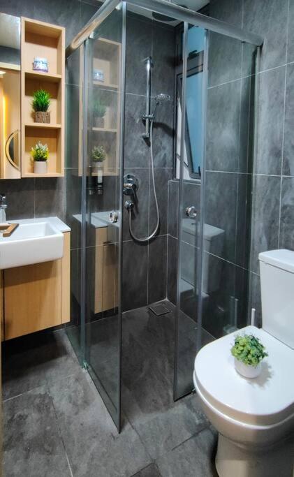 Cl24b 2-3pax Klcc Apartment *
